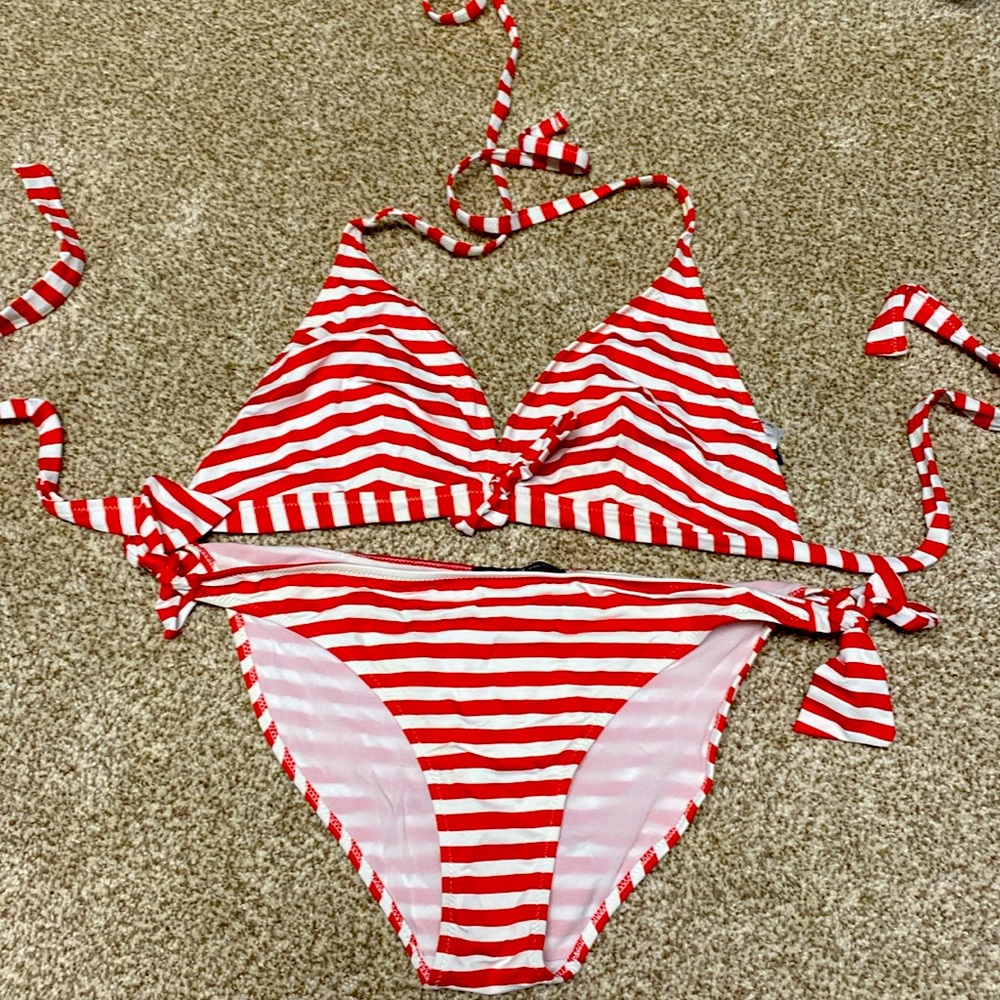 Pez D'Or Red and White Striped Maternity Bikini